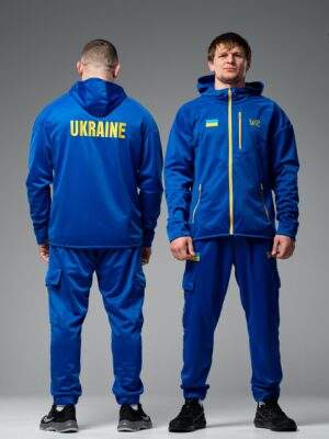 КОСТЮМ З ВИШИВКОЮ ( СИНІЙ)
